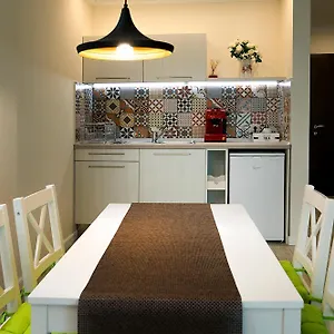 shahbazian-house.plovdiv-hotels.com/
